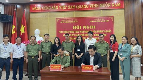 Sở Kế hoạch và Đầu tư phát động phong trào toàn dân bảo vệ an ninh tổ quốc và ký kết kế hoạch phối hợp với Công an tỉnh Lạng Sơn